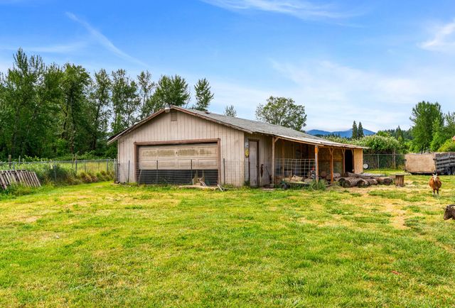 4675 Leonard Road, Grants Pass, OR 97527
