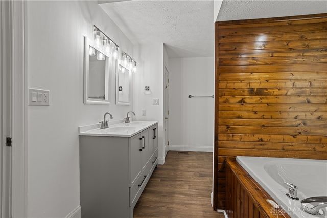 240 E Stonequarry Road, Vandalia, OH 45377