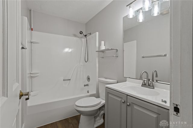 240 E Stonequarry Road, Vandalia, OH 45377