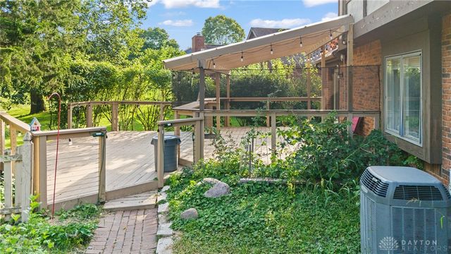 240 E Stonequarry Road, Vandalia, OH 45377