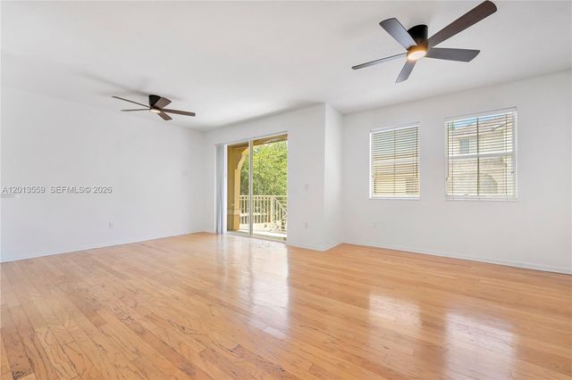 8912 W Flagler St 212, Miami, FL 33174