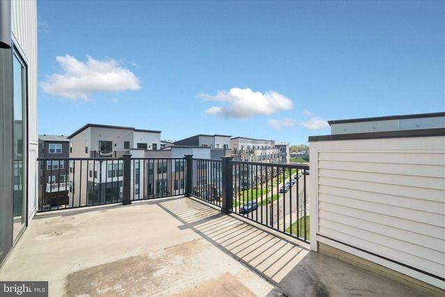 5610 HYATTSVILLE DR, Hyattsville, MD 20782