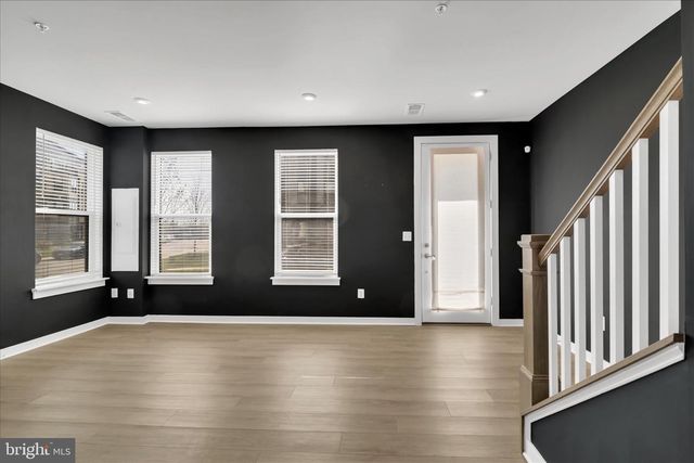 5610 HYATTSVILLE DR, Hyattsville, MD 20782