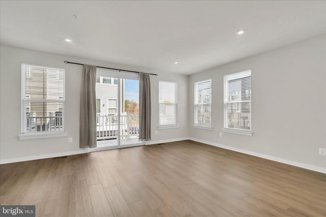 5610 HYATTSVILLE DR, Hyattsville, MD 20782