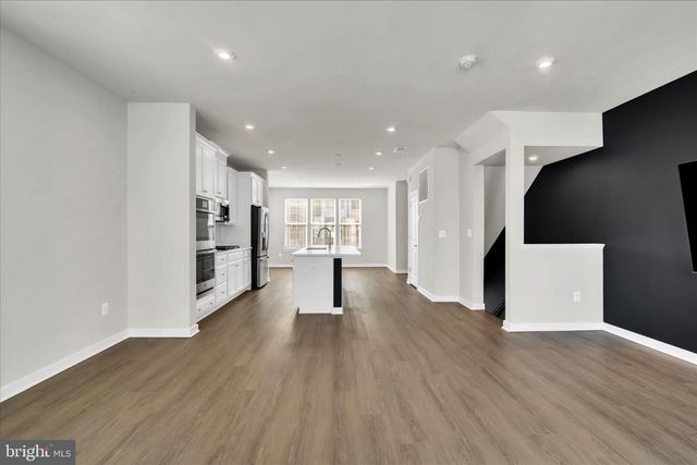 5610 HYATTSVILLE DR, Hyattsville, MD 20782