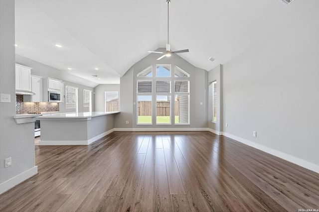 164 Jereth Crossing, Castroville, TX 78009