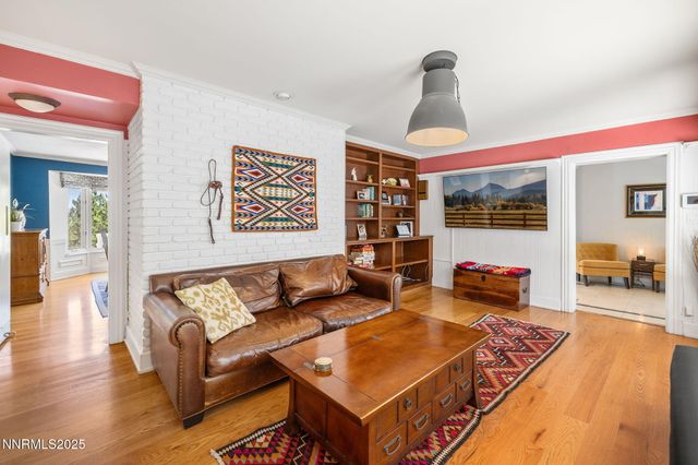 1855 Sierra Sage Lane, Reno, NV 89509