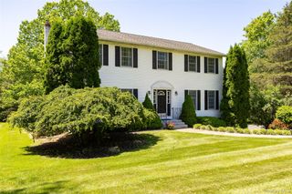 90 Leo Lane, Poughquag, NY 12570