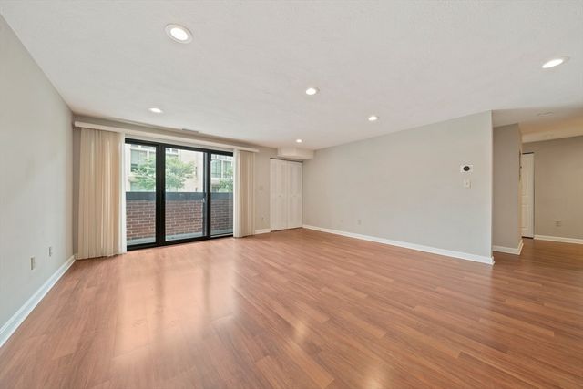 1600 Massachusetts Ave 203, Cambridge, MA 02138