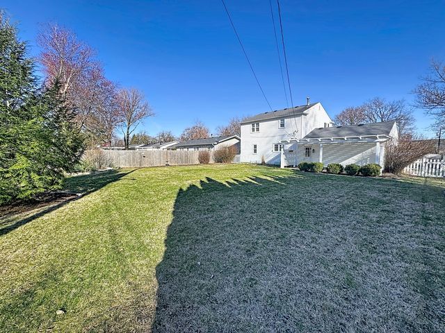 620 40th Avenue, East Moline, IL 61244