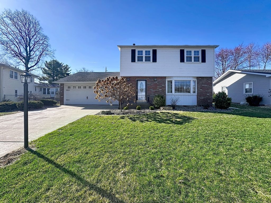 620 40th Avenue, East Moline, IL 61244