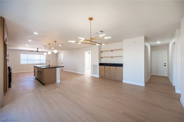 4454 Dennis Way, Las Vegas, NV 89121