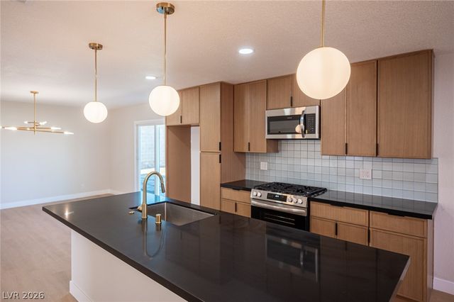 4454 Dennis Way, Las Vegas, NV 89121