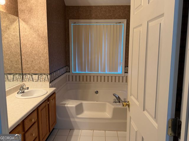 135 Taylor Len Drive, Lagrange, GA 30240