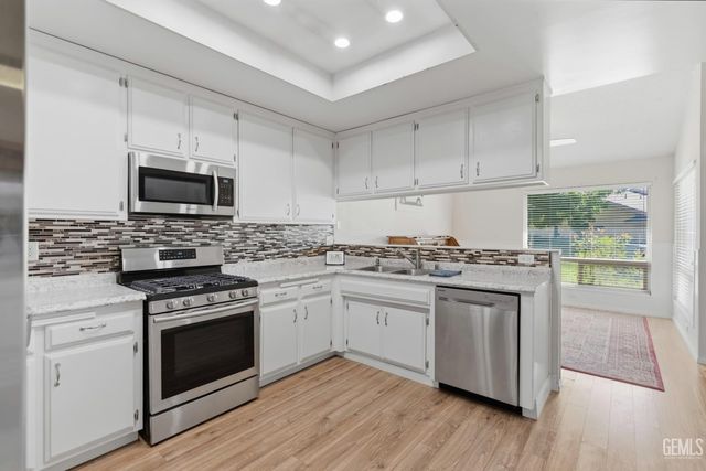 1000 Olive Drive 29, Bakersfield, CA 93308