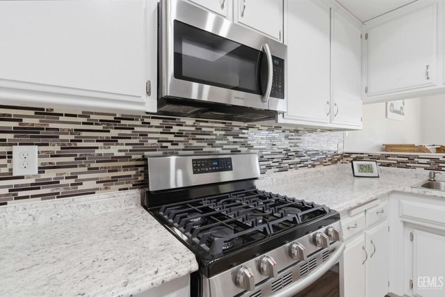 1000 Olive Drive 29, Bakersfield, CA 93308