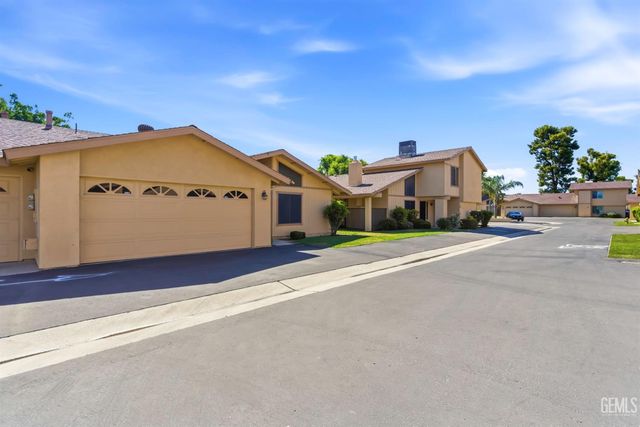 1000 Olive Drive 29, Bakersfield, CA 93308