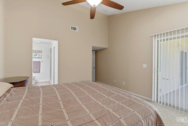 1000 Olive Drive 29, Bakersfield, CA 93308
