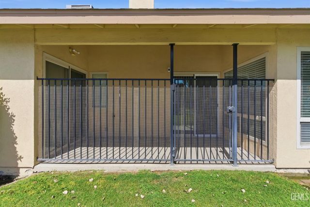 1000 Olive Drive 29, Bakersfield, CA 93308