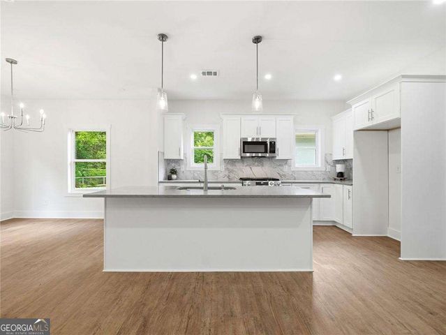 2186 Freydale Road SE, Marietta, GA 30067
