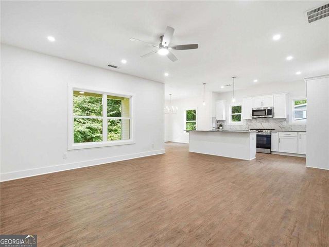 2186 Freydale Road SE, Marietta, GA 30067