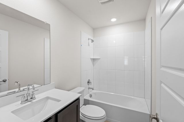 647 Carters Grove Drive, Fate, TX 75189