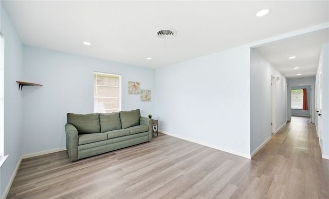 1109 Bradshaw Dr, Corpus Christi, TX 78412