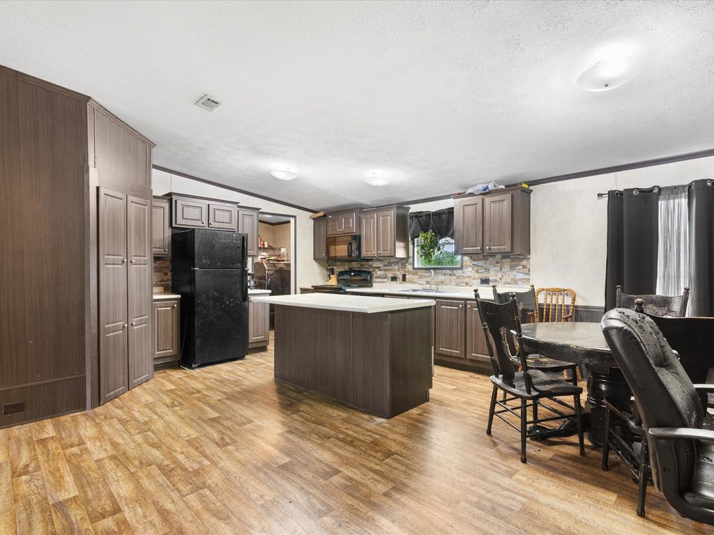 1161 Private Road 4219, Decatur, TX 76234