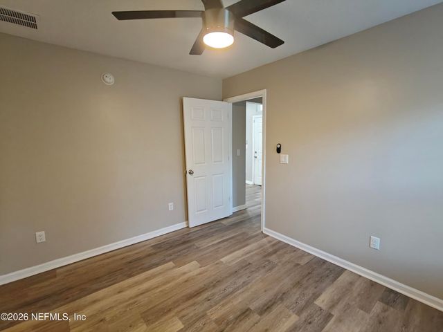 8153 THRASHER Avenue, Jacksonville, FL 32219