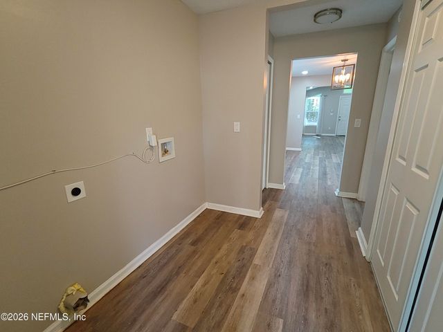 8153 THRASHER Avenue, Jacksonville, FL 32219