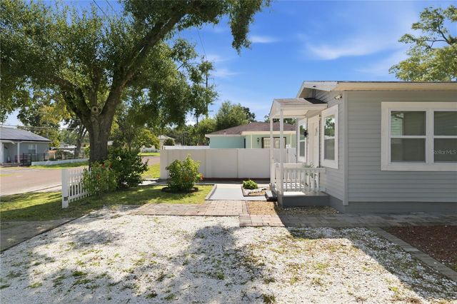 1806 W KIRBY STREET, Tampa, FL 33604