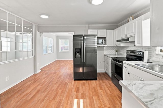1806 W KIRBY STREET, Tampa, FL 33604