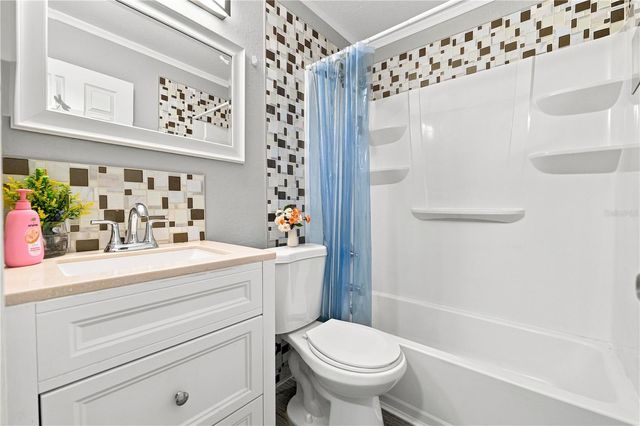 1806 W KIRBY STREET, Tampa, FL 33604