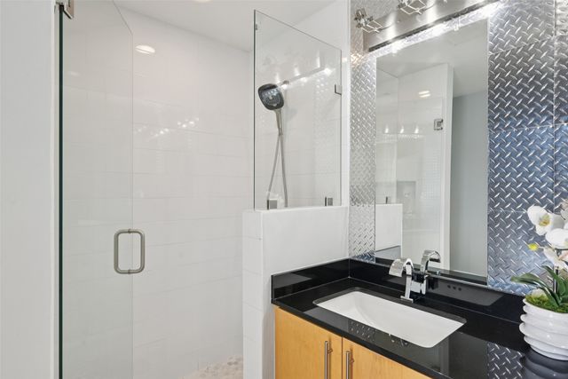 1001 Belleview Street 705, Dallas, TX 75215