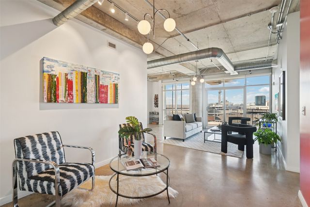 1001 Belleview Street 705, Dallas, TX 75215