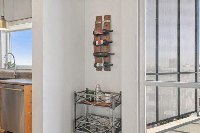 1001 Belleview Street 705, Dallas, TX 75215