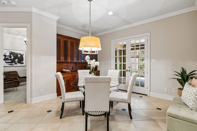 7233 Helsem Bend, Dallas, TX 75230