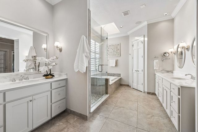 7233 Helsem Bend, Dallas, TX 75230