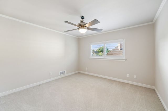 7233 Helsem Bend, Dallas, TX 75230