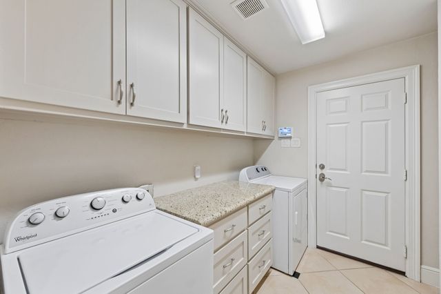 7233 Helsem Bend, Dallas, TX 75230