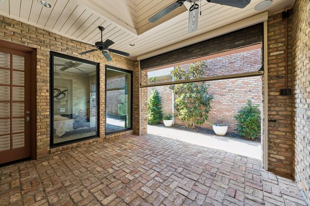 7233 Helsem Bend, Dallas, TX 75230