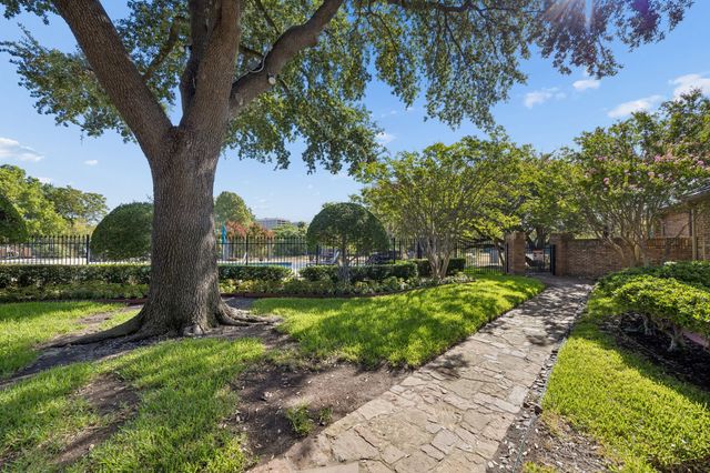 7233 Helsem Bend, Dallas, TX 75230
