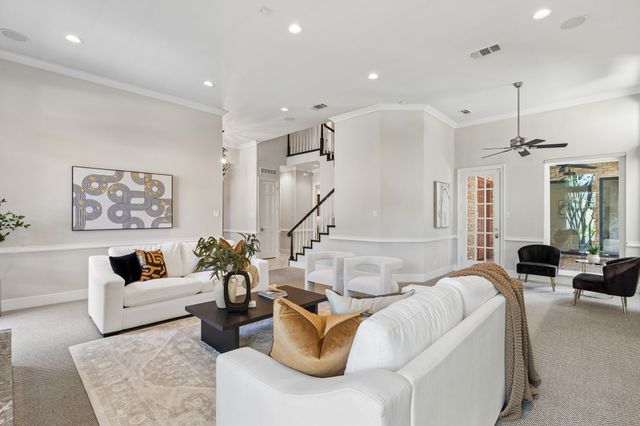 7233 Helsem Bend, Dallas, TX 75230