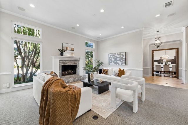 7233 Helsem Bend, Dallas, TX 75230