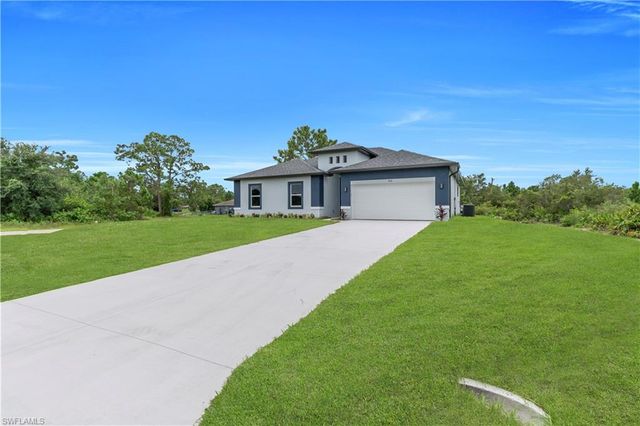 543 McArthur BLVD, Lehigh Acres, FL 33974