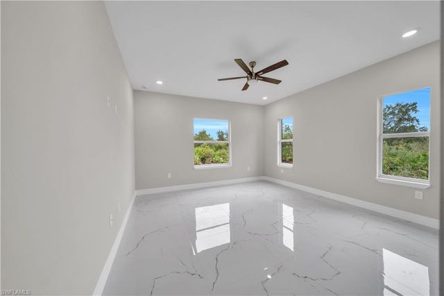 543 McArthur BLVD, Lehigh Acres, FL 33974