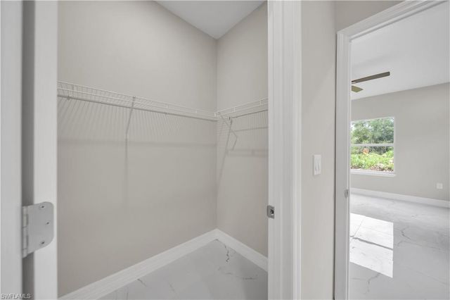 543 McArthur BLVD, Lehigh Acres, FL 33974