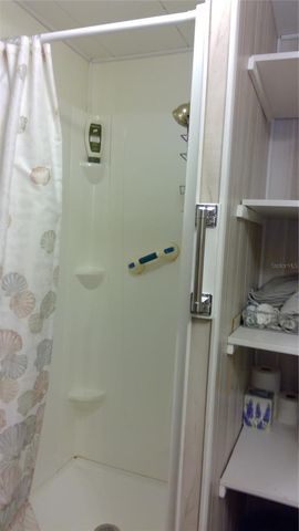 1637 CR 434, Lake Panasoffkee, FL 33538