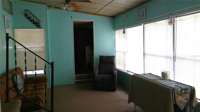 1637 CR 434, Lake Panasoffkee, FL 33538