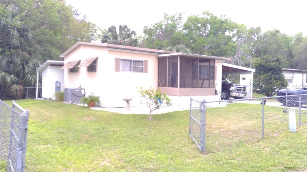 1637 CR 434, Lake Panasoffkee, FL 33538